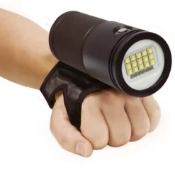 Phare De Plongée VL8000P Tri Color Pour La Photo/vidéo - Big Blue -Promos Bathypique Boutique big blue phare de plongee vl8000p tri color photo video pas cher sub odyssee lyon 1